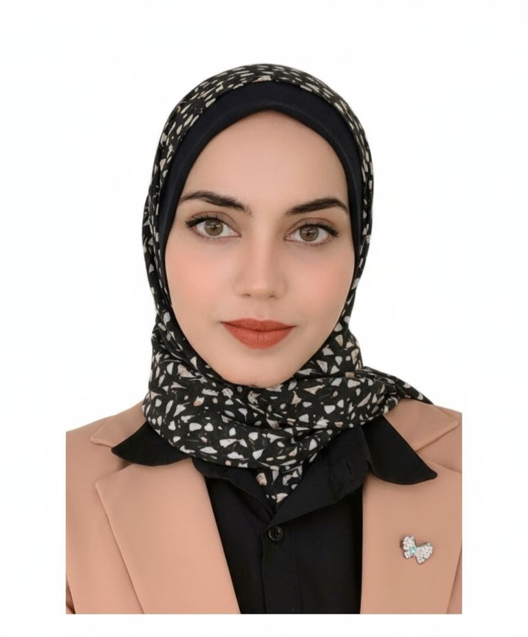 آية دحلان