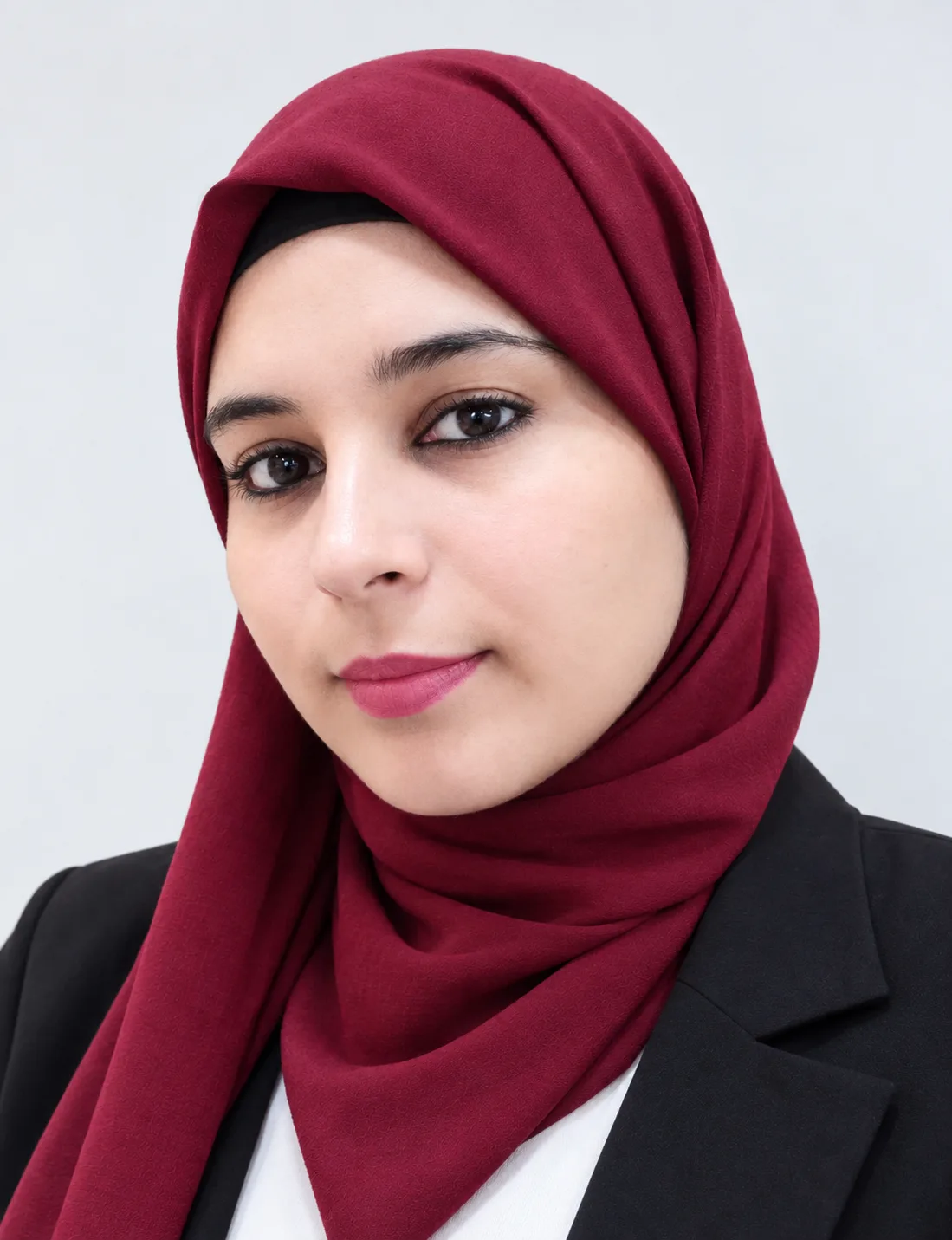 آمنة عازم