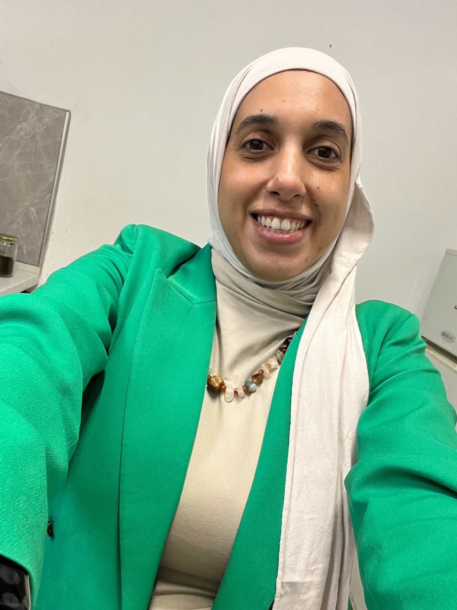 سنا نابلسي